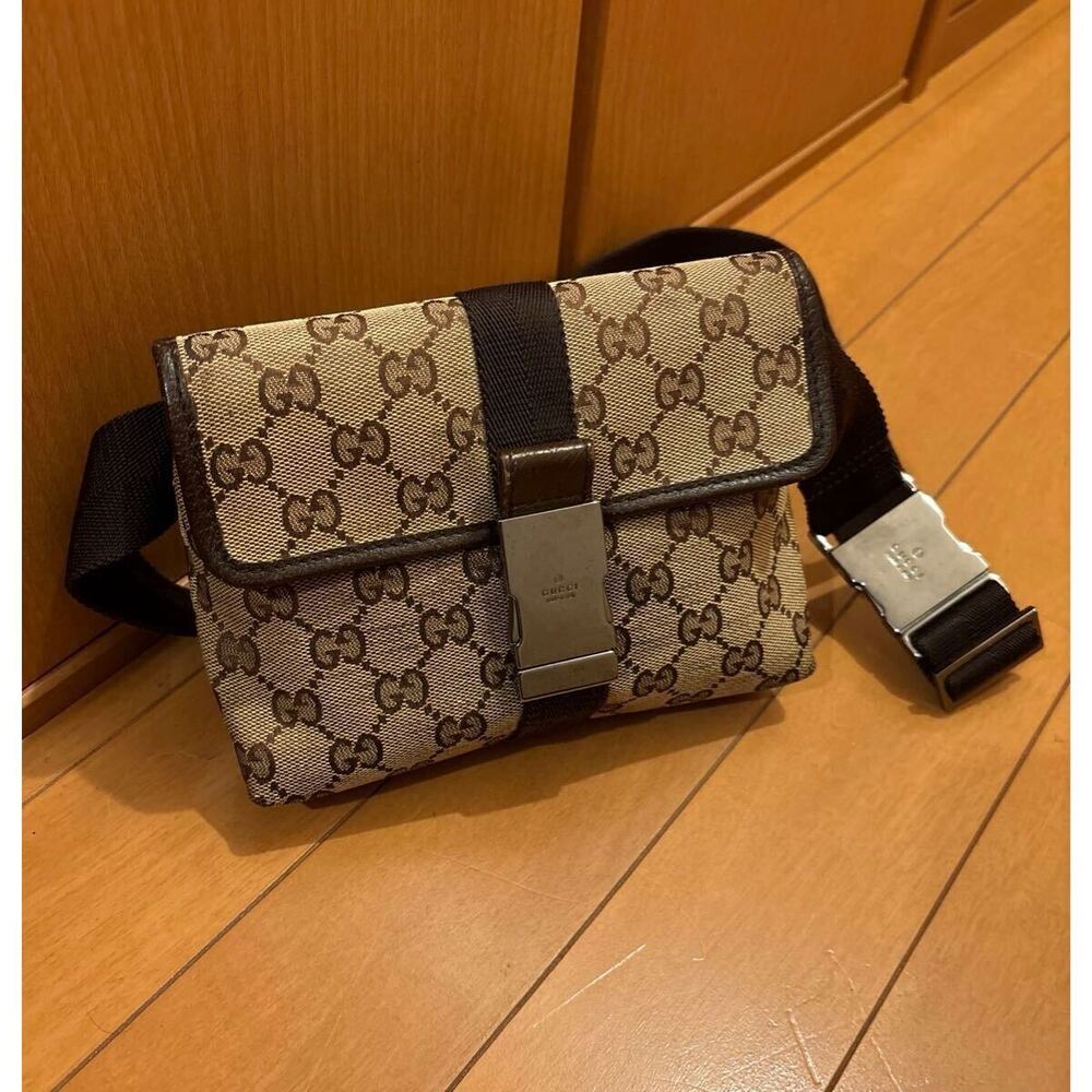 GUCCI GG Canvas Waist Bag Clutch Body